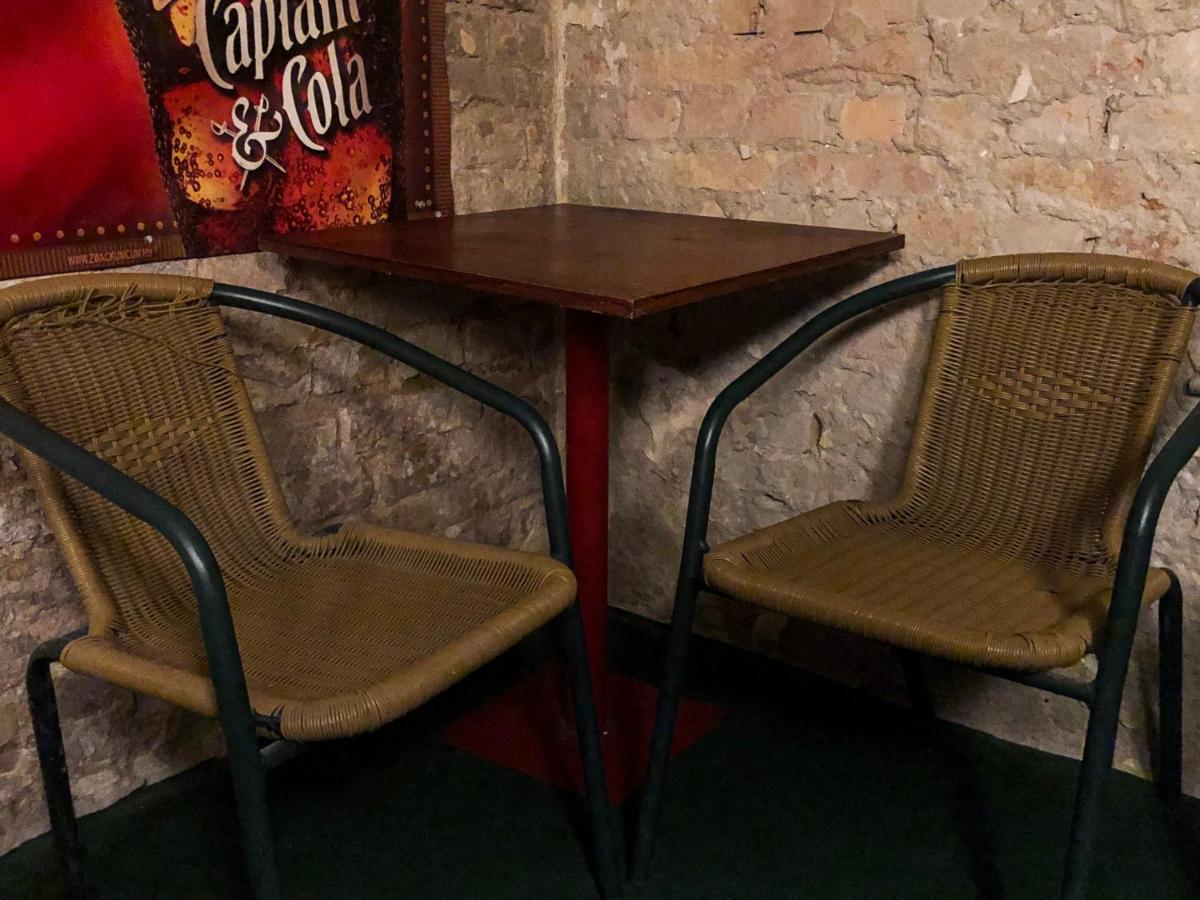 Whole Basement Former Pub2 For Stag Do, Men'S Cave Budapest Exterior foto