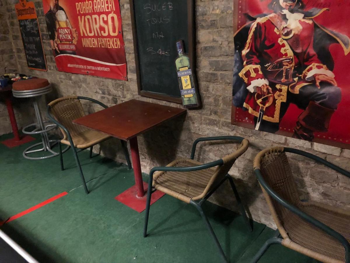 Whole Basement Former Pub2 For Stag Do, Men'S Cave Budapest Exterior foto