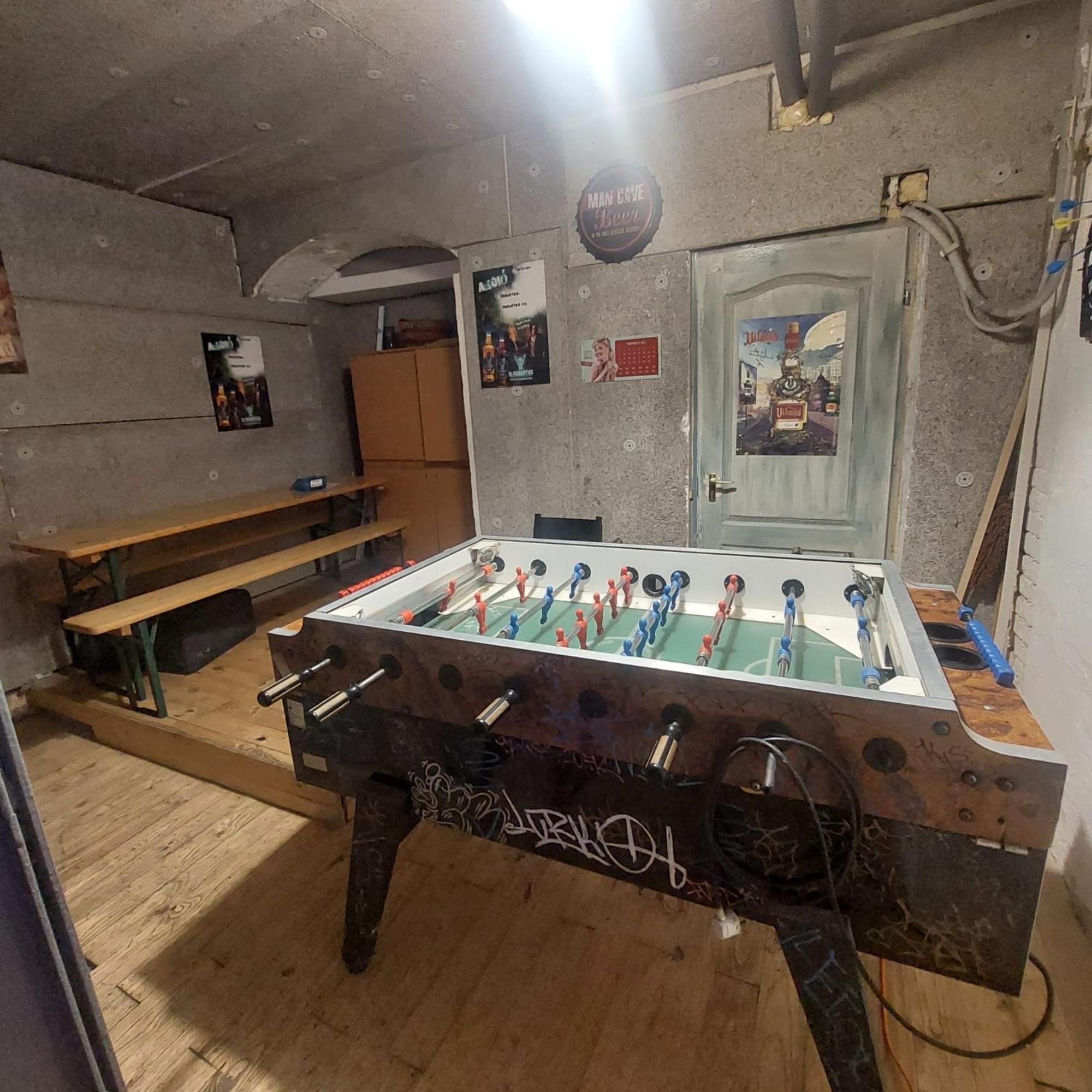 Whole Basement Former Pub2 For Stag Do, Men'S Cave Budapest Exterior foto