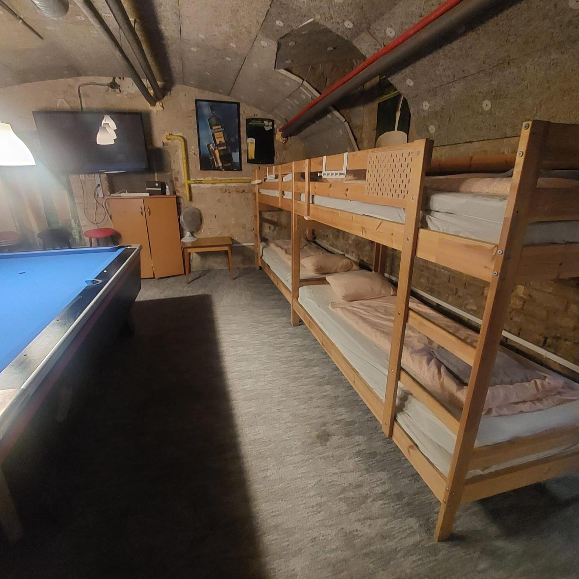 Whole Basement Former Pub2 For Stag Do, Men'S Cave Budapest Exterior foto